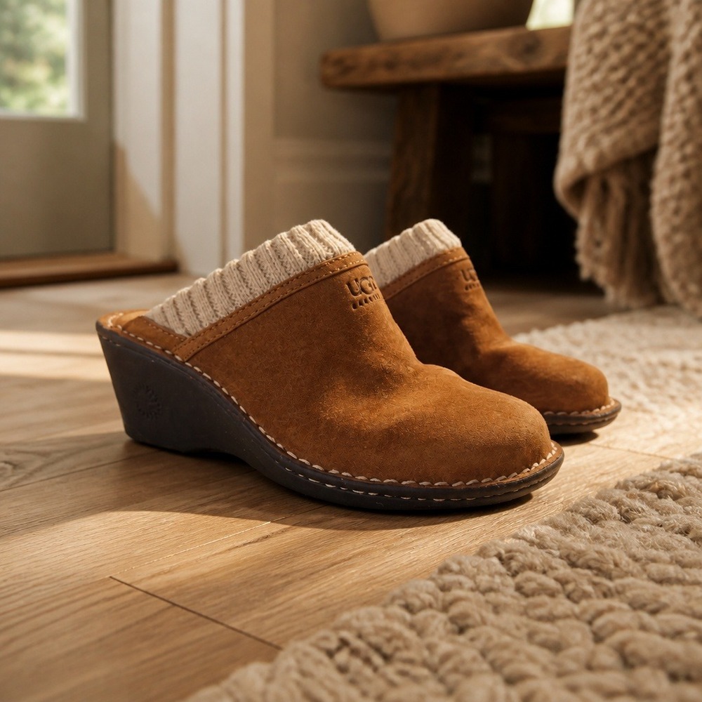 UGG Australia 1934 Chestnut Suede Knit Collar Wedge Mules Clogs Womens Size 6